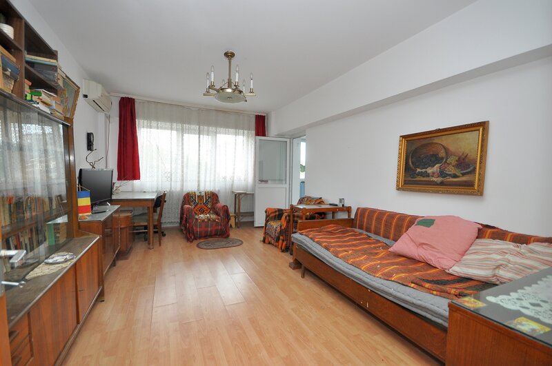 Militari Uverturii apartament 3 camere et 1 decomandat 2 bai bloc 1981