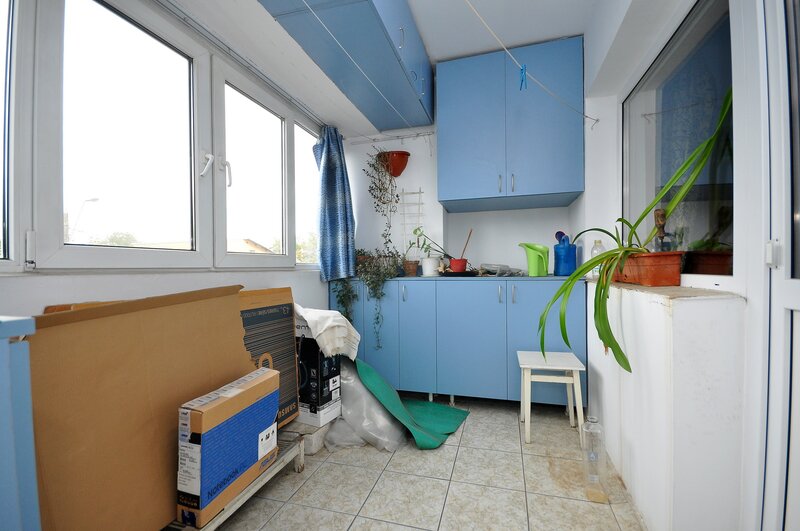 Militari Uverturii apartament 3 camere et 1 decomandat 2 bai bloc 1981