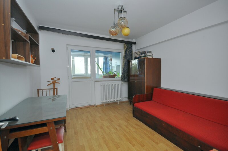 Militari Uverturii apartament 3 camere et 1 decomandat 2 bai bloc 1981