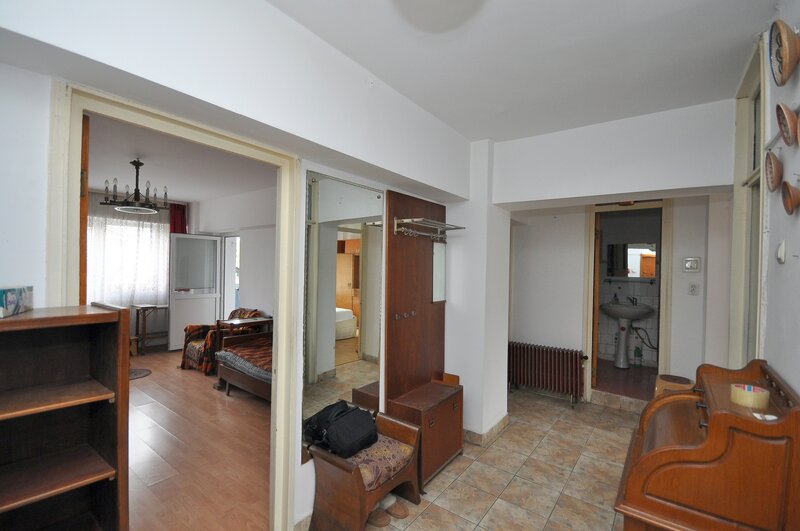 Militari Uverturii apartament 3 camere et 1 decomandat 2 bai bloc 1981